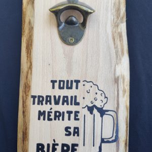 Décapsuleur mural bois